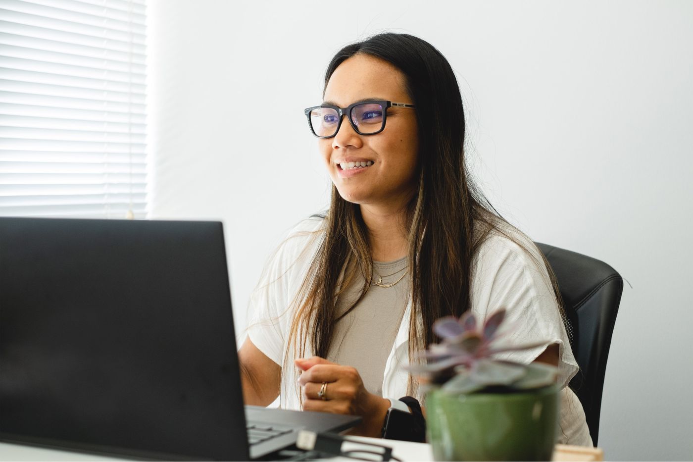 IT support specialist at a workstation